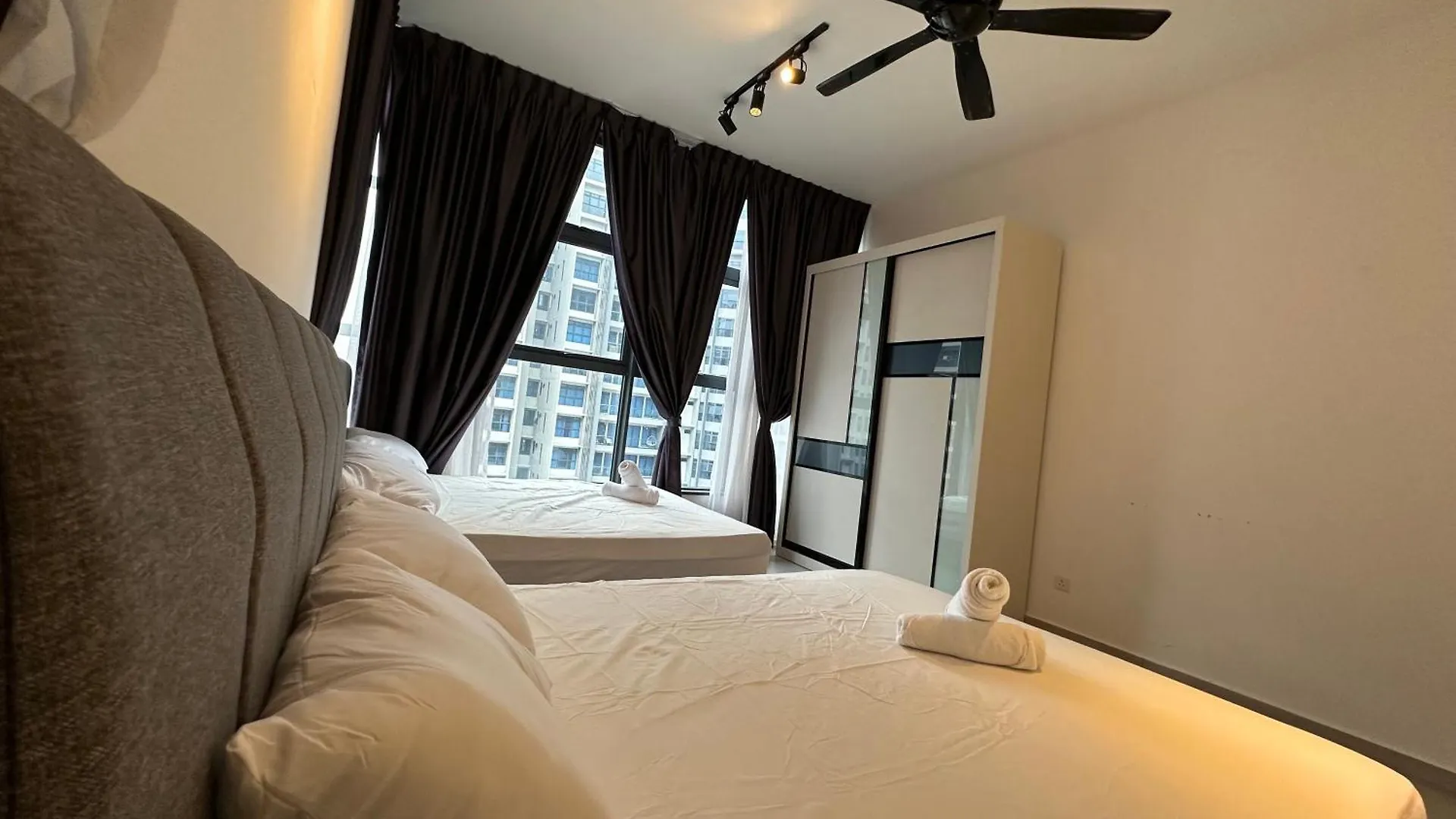 Atlantis Residences Melaka Seaview I Poolview Free Wi-Fi Parking Malacca
